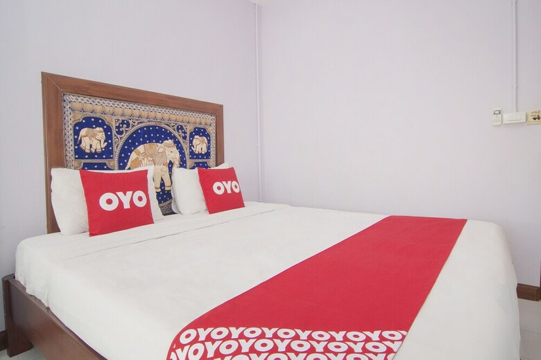 Hotel Oyo Baan Taklom Chomtalay