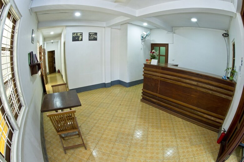 Hostal Season Bed And Breakfast -ngapali