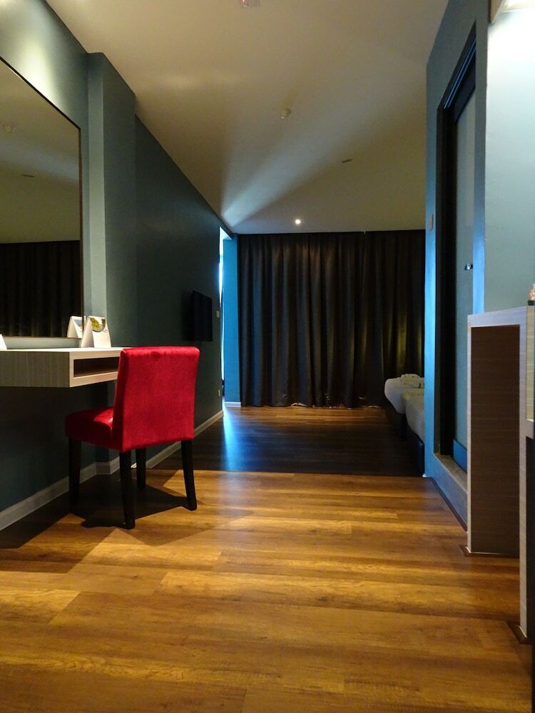 Bayfront Hotel