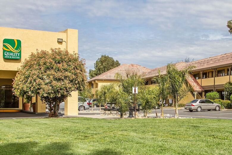 Hotel Quality Inn And Suites Gilroy