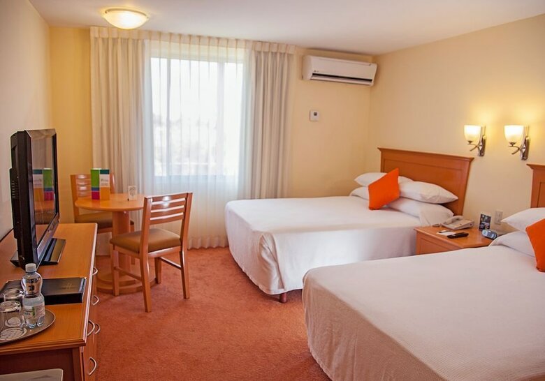 Araiza Palmira Hotel