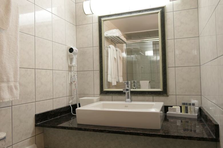 Hotel Espresso Montreal Downtown