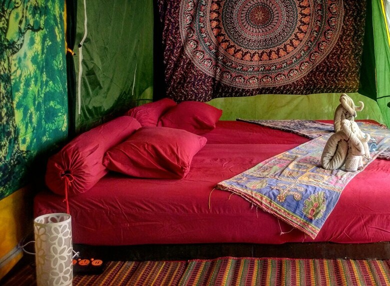 Hotel Flower Power Village