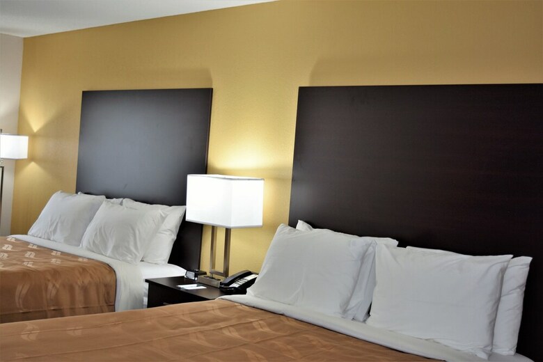 Hotel Quality Inn & Suites Metropolis I-24