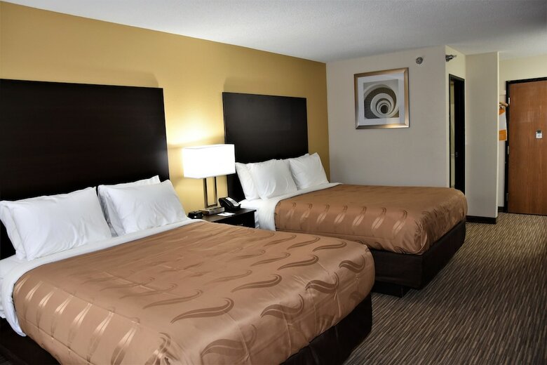 Hotel Quality Inn & Suites Metropolis I-24