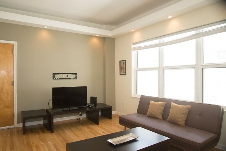 Aparthotel La Costa Suites By Royal Stays