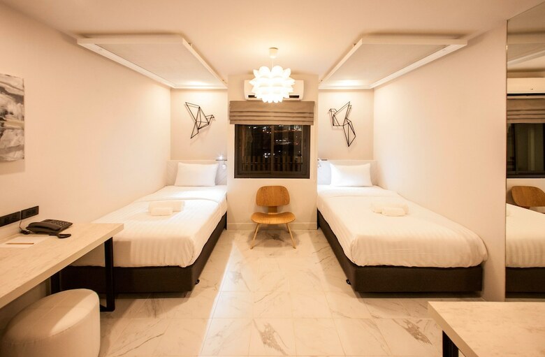 We Terminal Hotel