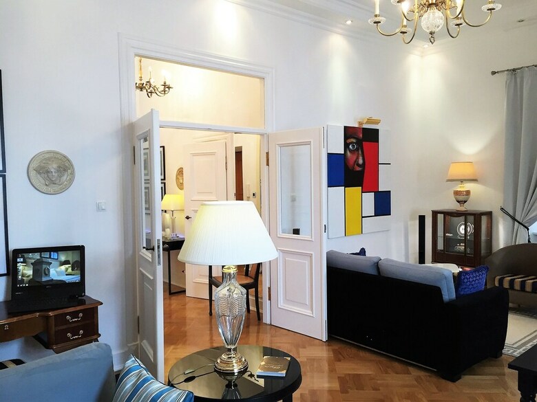 Aparthotel Luxury Apartments Mondrian Market Square