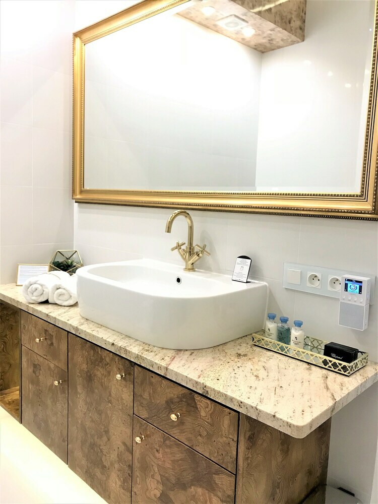 Aparthotel Luxury Apartments Mondrian Market Square
