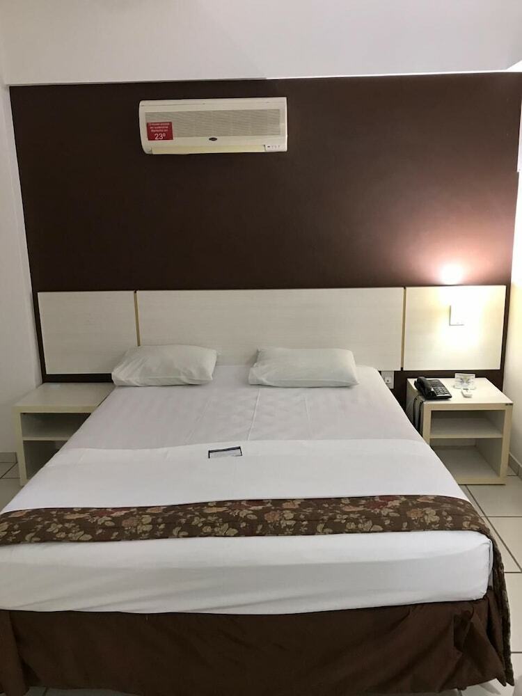 Apartamentos Suite Le Jardin Via Caldas