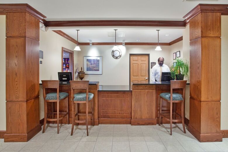 Hotel Staybridge Suites Columbus Ft. Benning