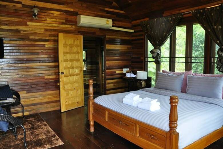 Hotel Mai Ngern Mai Thong Resort