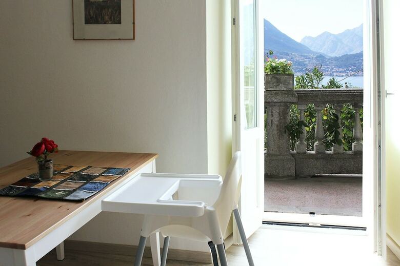 Silverlake Apartment