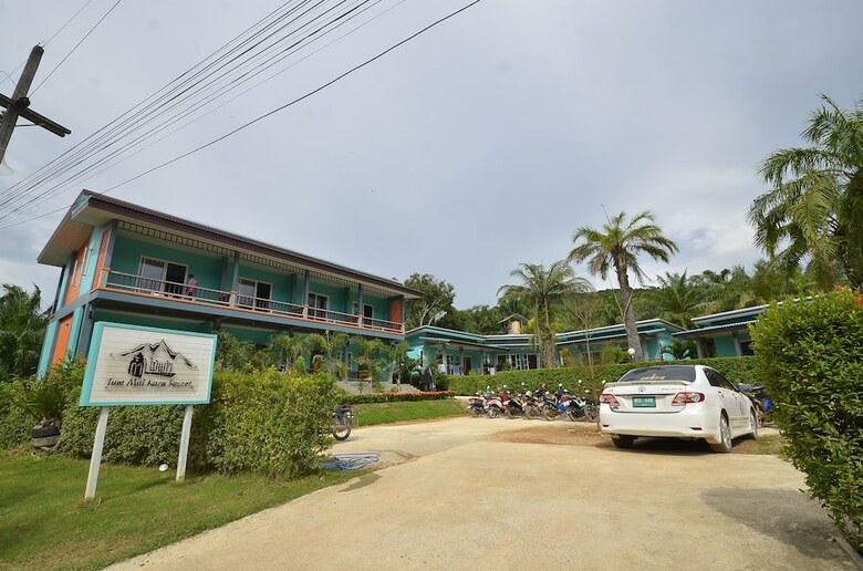 Hotel Tum Mai Kaew Resort