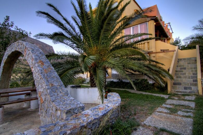 Apartamentos Villa Despina