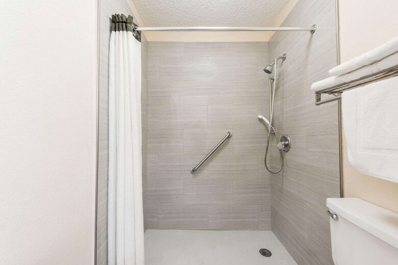Motel Super 8 By Wyndham Waco/mall Area Tx