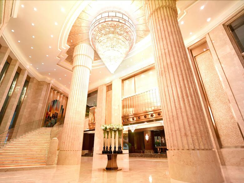 Hotel Optics Vally Kingdom Plaza