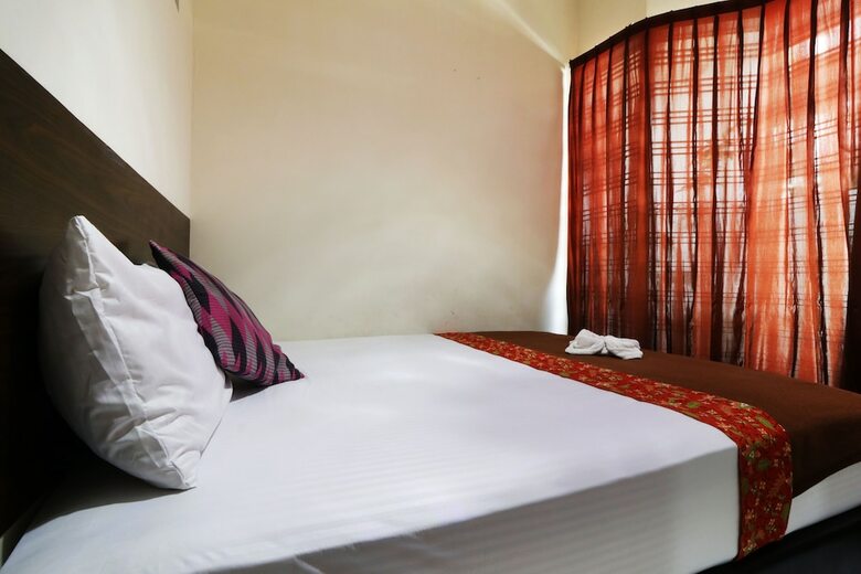 Hotel Bantal Guling Pasar Baru Bandung