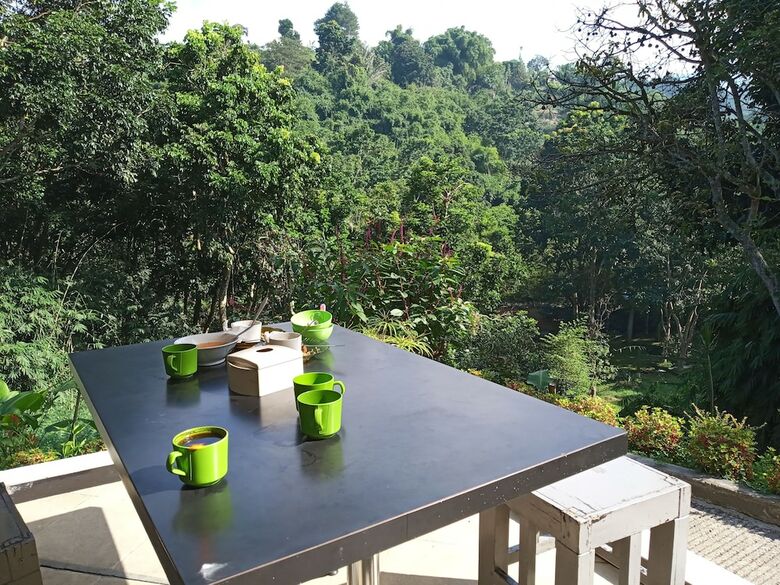 Hotel Bantal Guling Villa Bandung