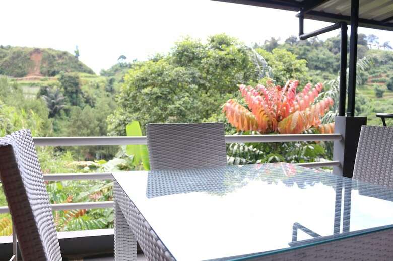 Hotel Bantal Guling Villa Bandung