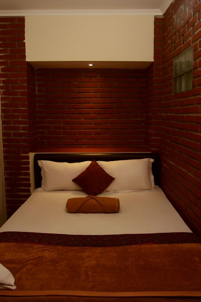 Hotel Bantal Guling Villa Bandung