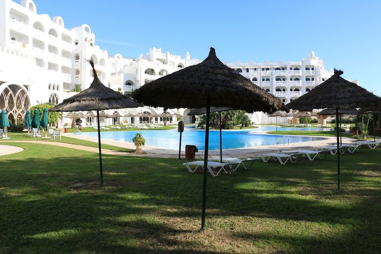 Apartamento Hotel Lella Baya Thalasso