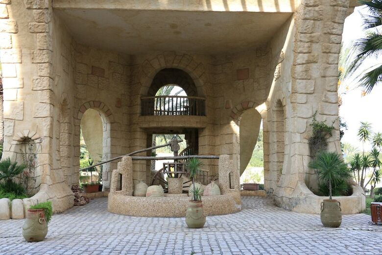 Apartamento Hotel Lella Baya Thalasso