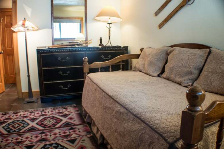 Columbine Condominiums By Cb Lodging