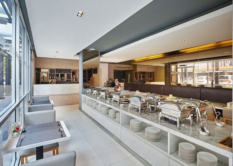 Hotel The Grass Serviced Suites By At Mind