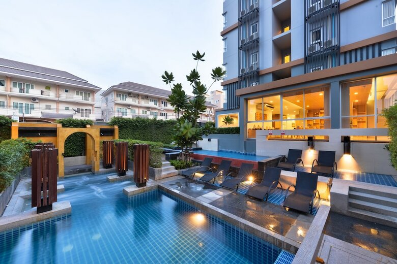 Hotel The Grass Serviced Suites By At Mind