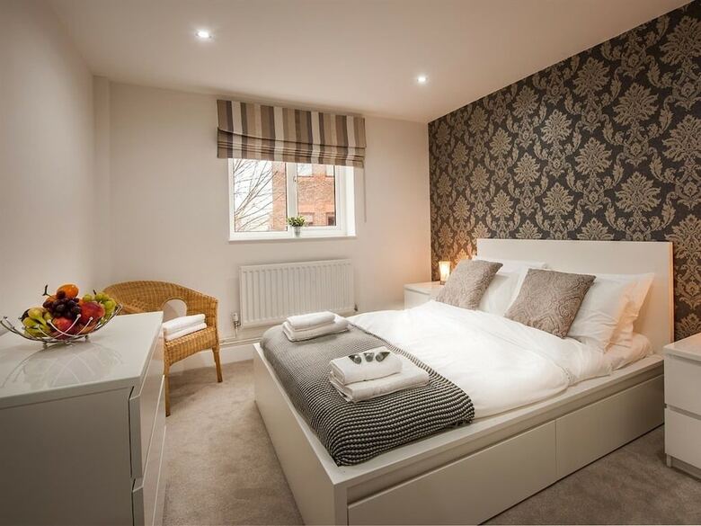 Apartamentos Deluxe Lets - Mayflower Court