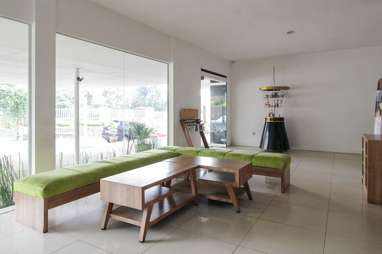 Hotel Airy Cisarua Raya Puncak Km 85 Bogor