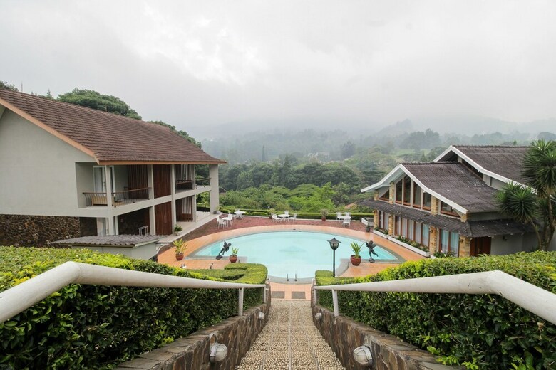 Hotel Airy Cisarua Raya Puncak Km 85 Bogor