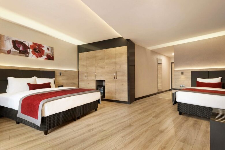 Hotel Ramada Encore By Wyndham Gebze