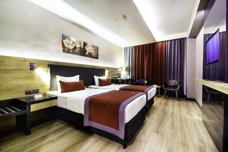 Hotel Ramada Encore By Wyndham Gebze