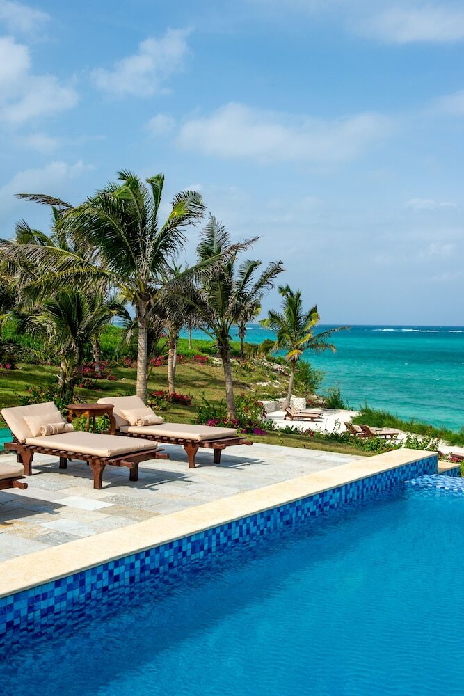Hotel Zawadi Beach Villas