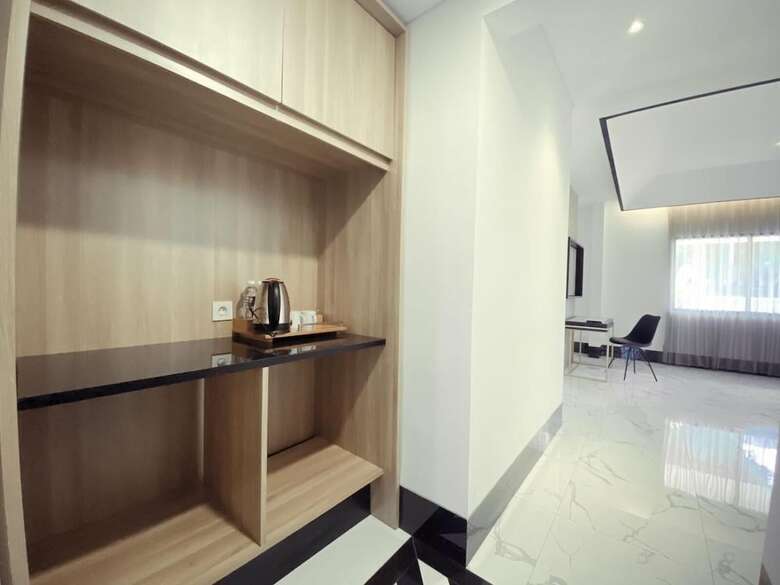 Topas Galeria Hotel