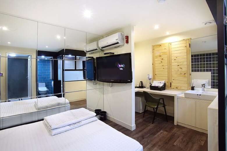 Hotel Seven Motel Songjeong