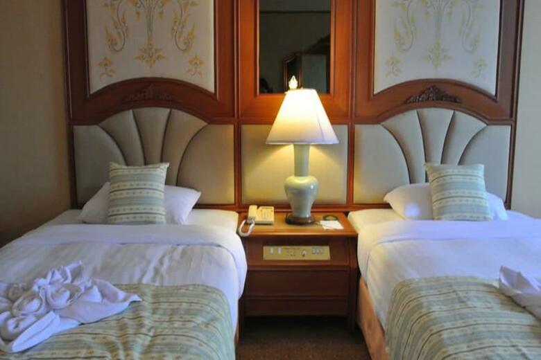 Chiang Mai Plaza Hotel