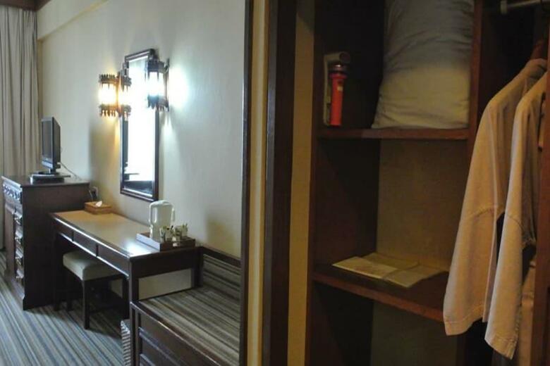 Chiang Mai Plaza Hotel
