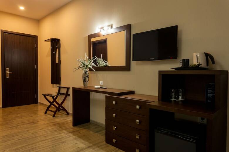 Hotel And Spa Crystal
