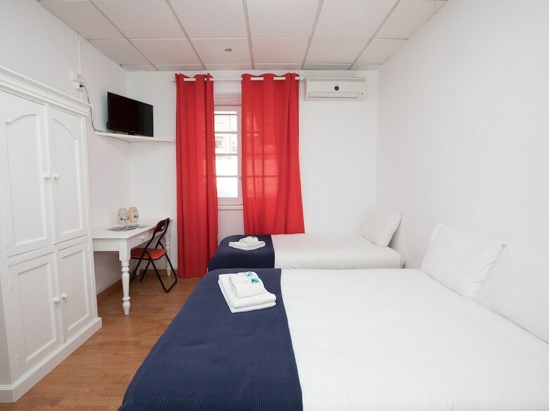 Hotel Peters Guesthouse - Al