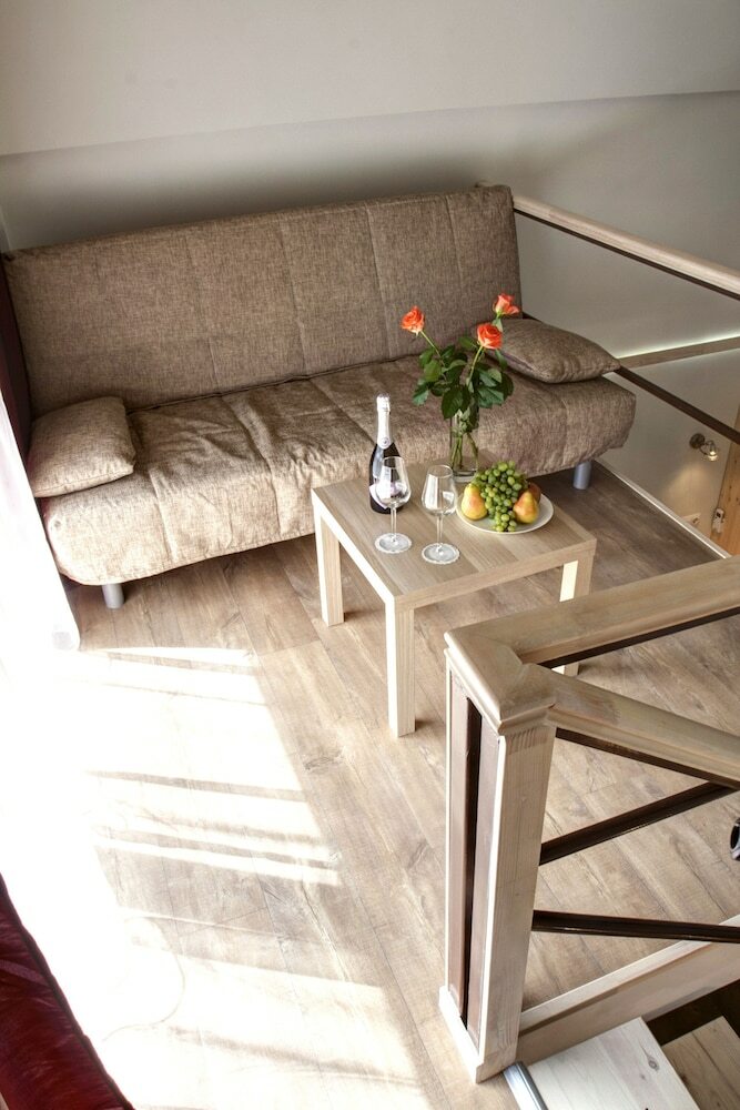 Stony Island Hotel At Blagodatnaya