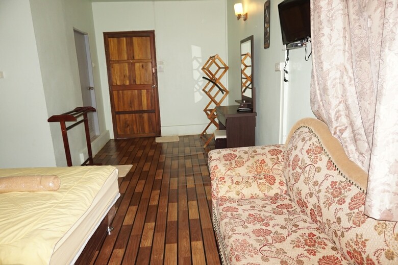 Hotel Khaoyai Saitharn Resort