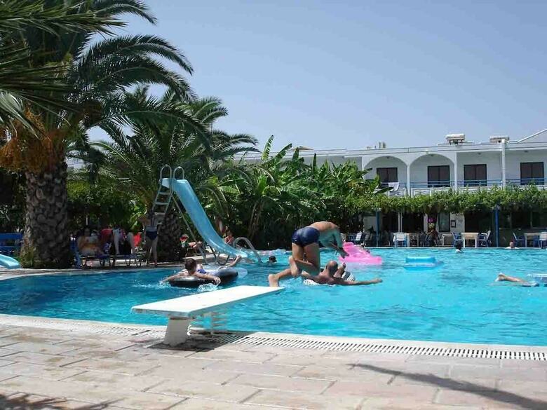 Garden Hotel