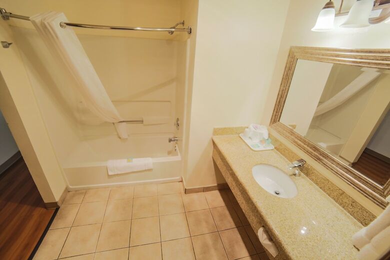 Hotel Sunnyside Inn & Suites