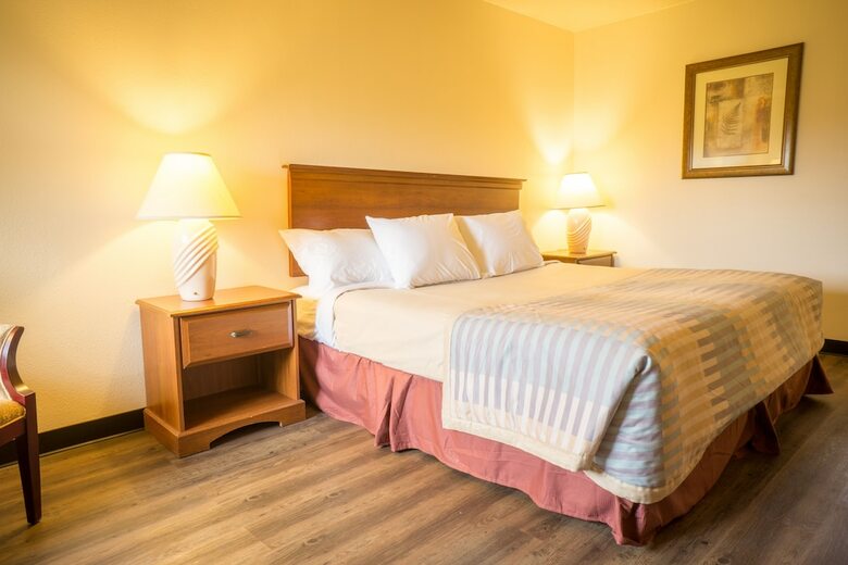 Hotel Sunnyside Inn & Suites