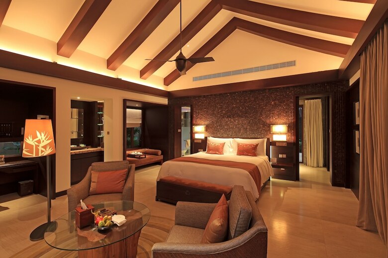 Hotel Narada Resort & Spa Perfume Bay