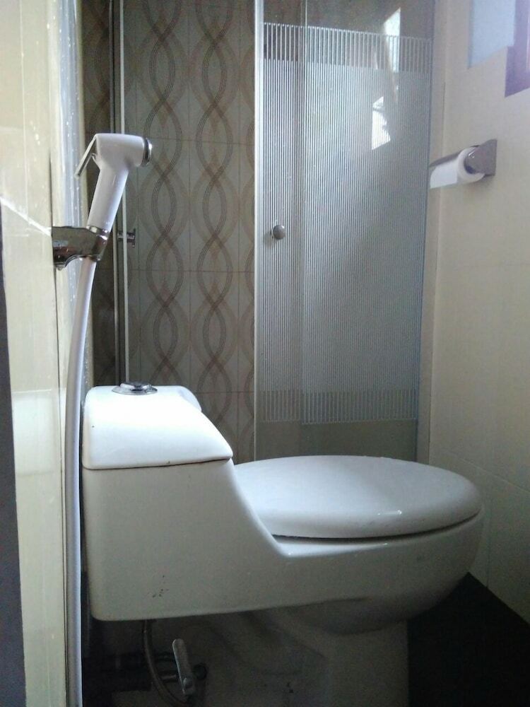 Hotel Jazzi Homestay