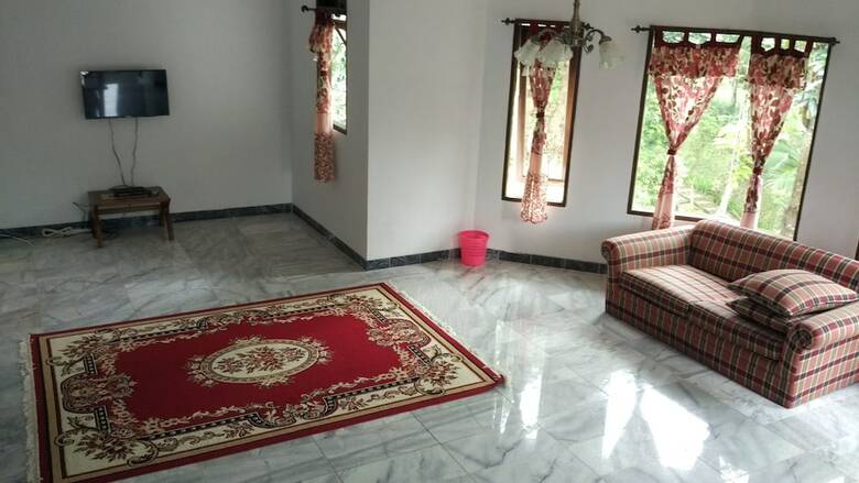 Villa Sabrina Bumi Ciherang